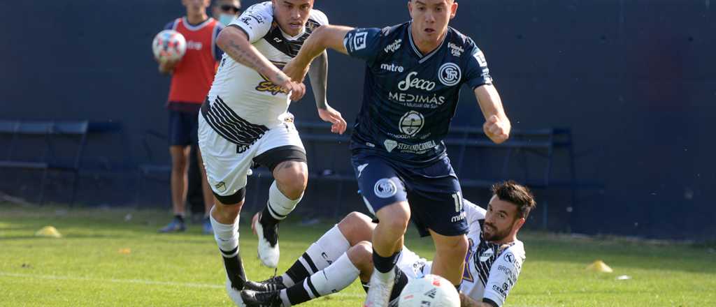 Video: terrible empujón de un árbitro a un jugador en el partido de la Lepra