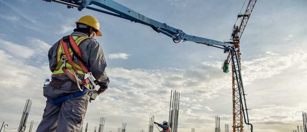 Cuánto cobrarán por hora en junio los trabajadores de la construcción