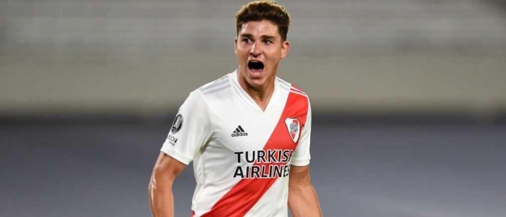 Estuvieron en el Monumental y se quieren llevar a Julián Álvarez