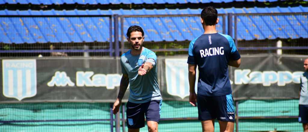 El crack de Racing que Gago separó del plantel por tener kilos de más