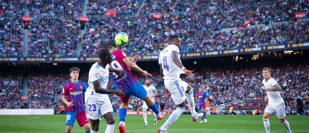 Barça-Real Madrid, el primero sin Messi: gol del Kun y derrota culé