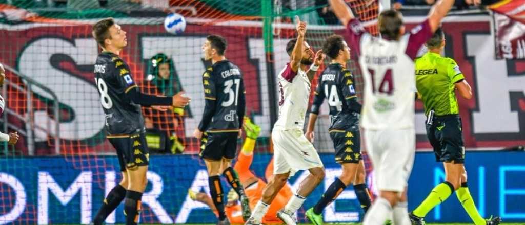 Blooper de Chiquito Romero en el último minuto y derrota de su equipo