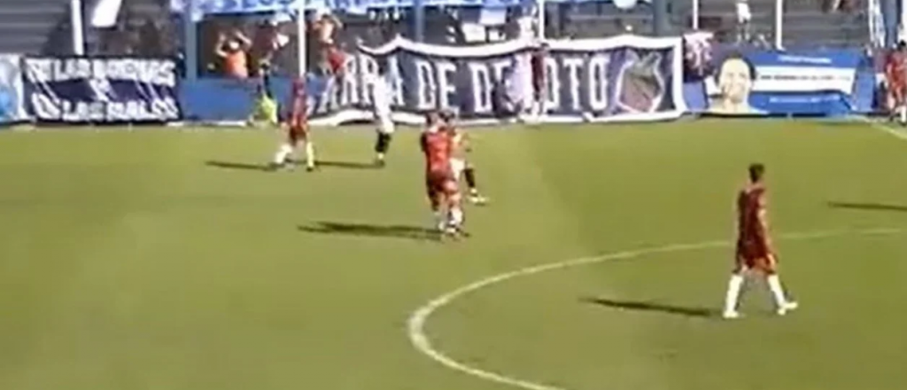 Video: terrible piña en un partido del ascenso