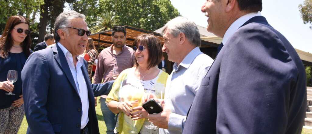 Cornejo, Juri y Verasay, en el almuerzo por el aniversario de Asinmet