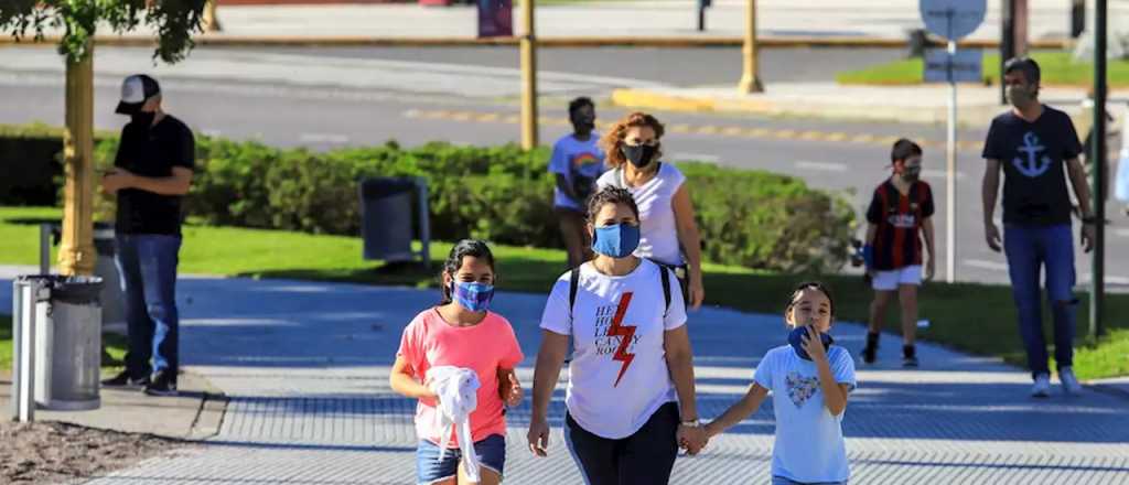 Covid en Argentina: 13 muertos y casi 600 contagios este domingo