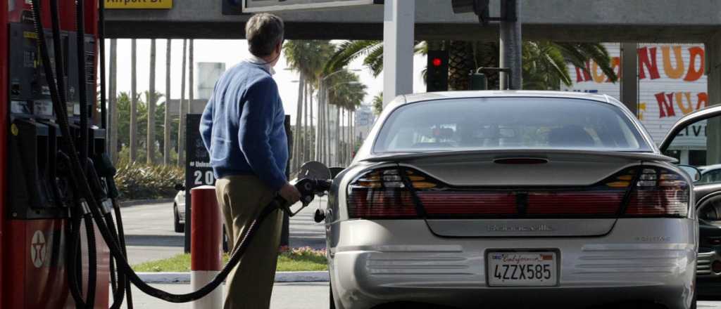 Cumbre climática: buscan ponerle fin a los autos con combustibles fósiles