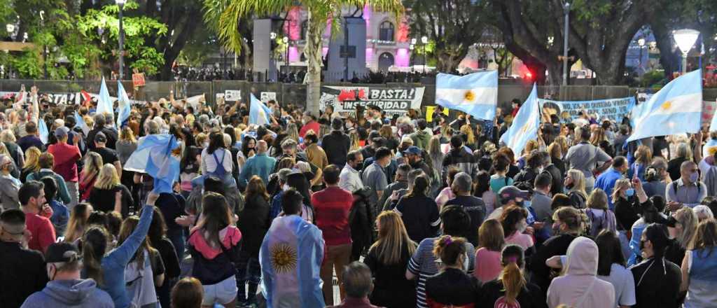 Marcha "de las velas" por el crimen del kiosquero en La Matanza