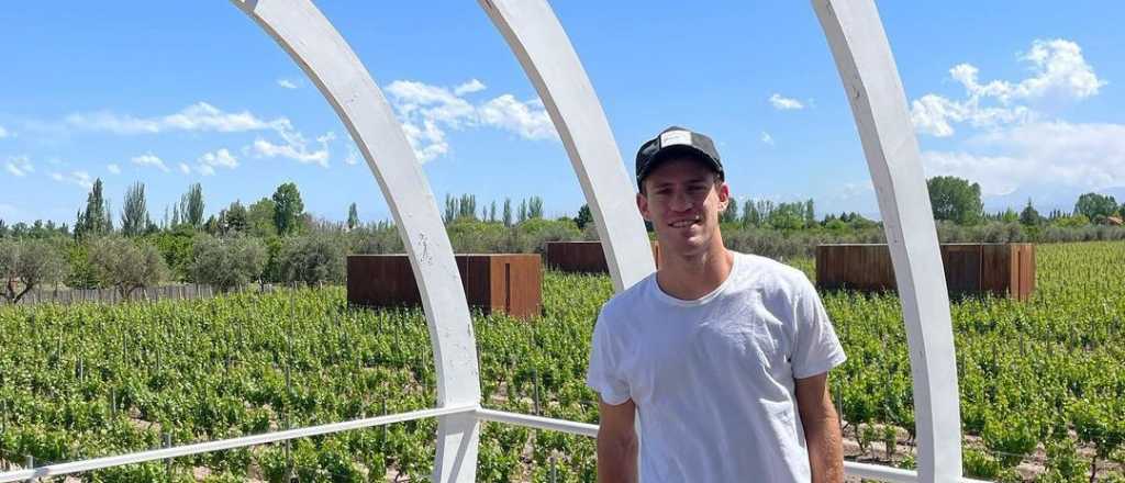 El Peque Schwartzman vacaciona en Mendoza junto a su novia 