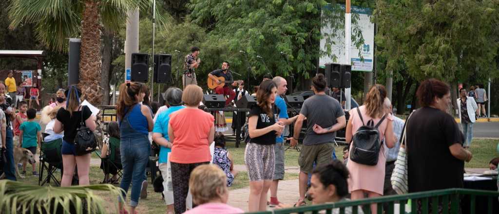 Vecinos del Barrio San Martín recordaron al Padre Llorens con una fiesta