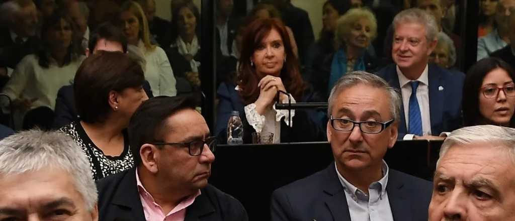 Al menos 40 funcionarios de AFIP desplazados por investigar a Cristina