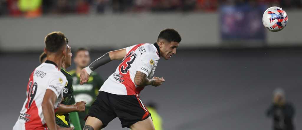 Cayó el Campeón: Defensa sorprendió a River en el Monumental