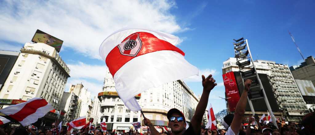 Miles de hinchas de River celebraron el título de la Libertadores