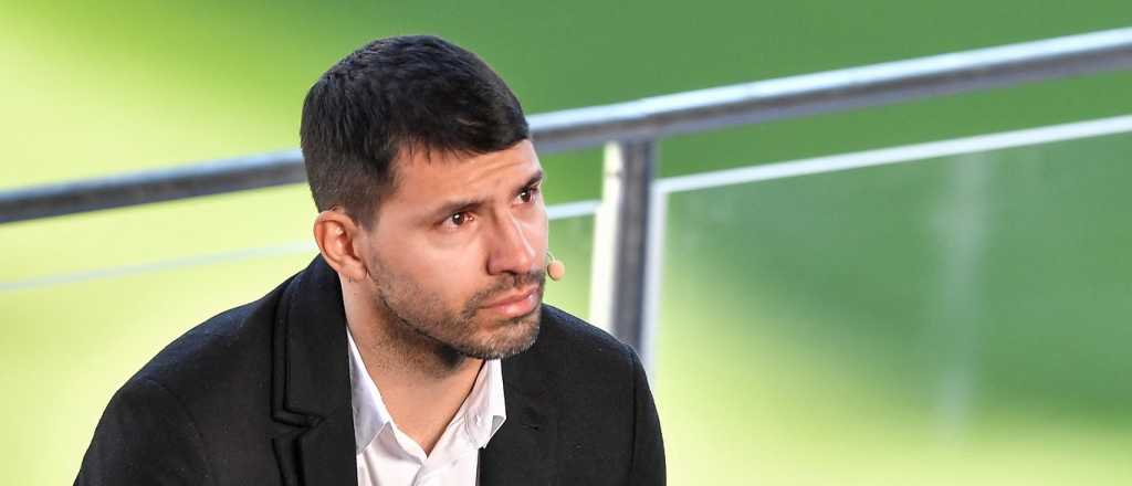 El Kun Aguero anunció su retiro envuelto en llanto