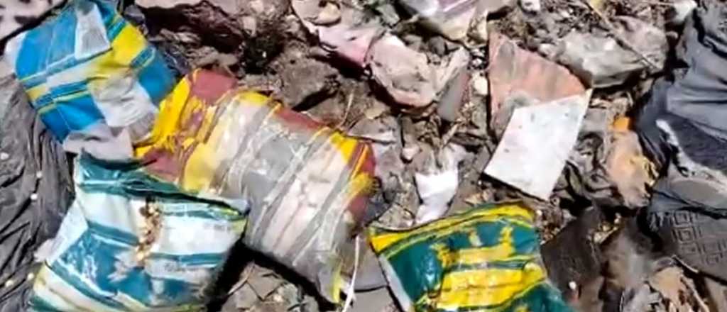 Denuncian que tiran alimentos de los planes sociales a un basural