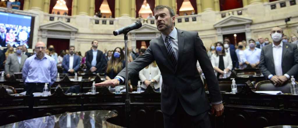 Video: así juró Lisandro Nieri como diputado nacional