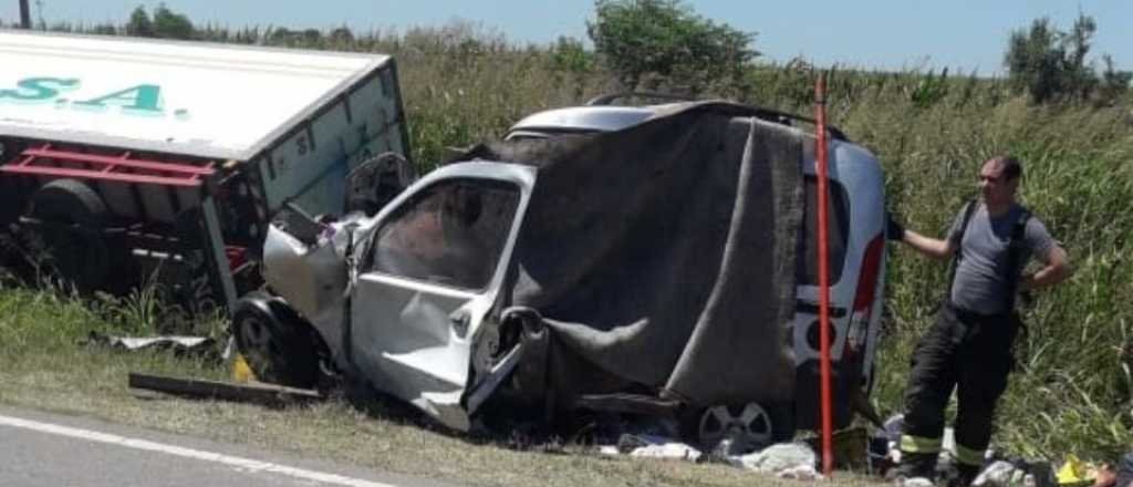 Cuatro hinchas de River murieron en la ruta camino a Santiago del Estero