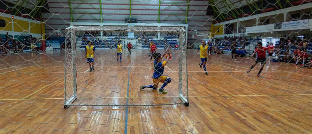 General Alvear celebró el futsal con sus jugadores más destacados