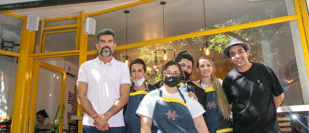 Posible, el primer café por la inclusión fue visitado por el intendente