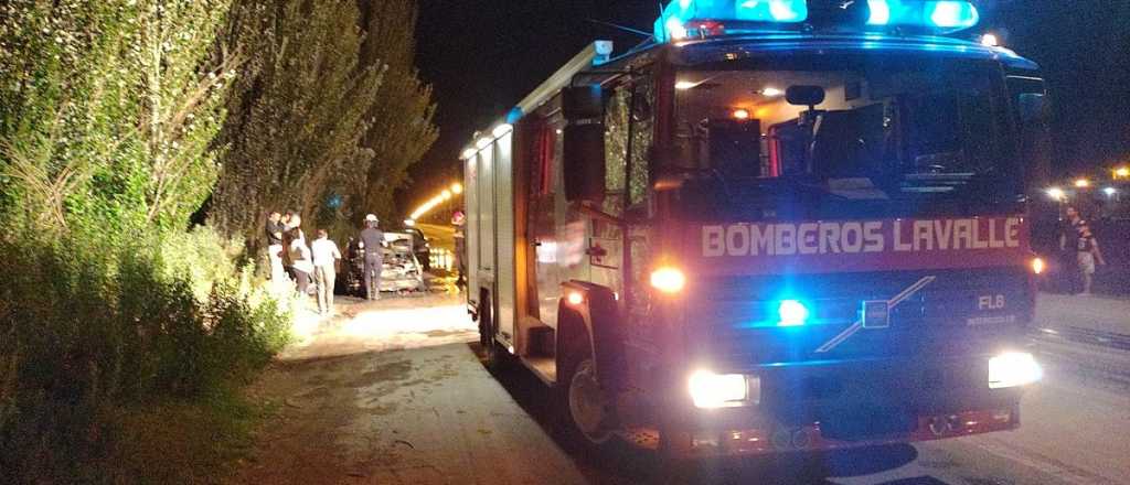 Incendio y pérdidas totales en una vivienda de Lavalle