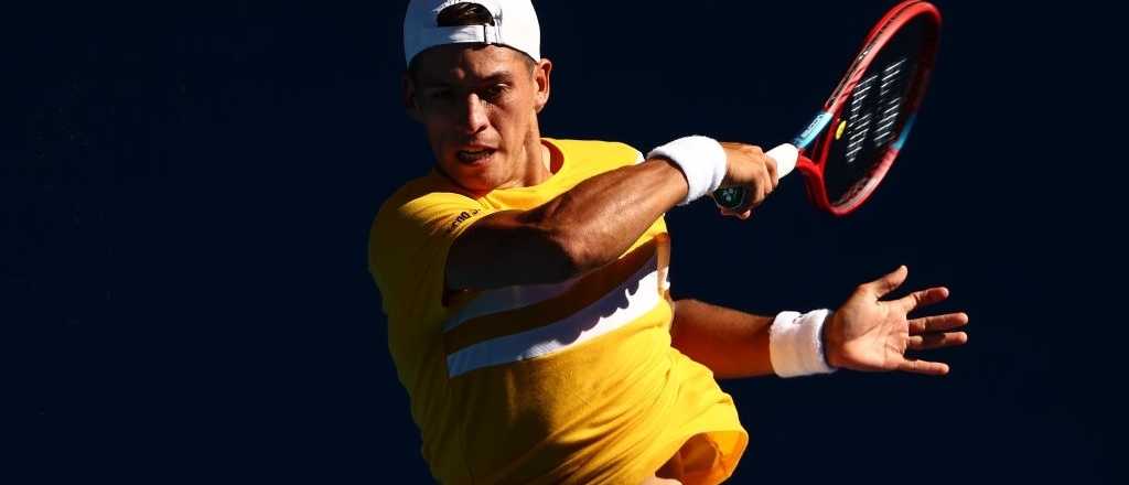 Australia: Báez cayó ante Tsitsipas, pero le jugó de igual a igual