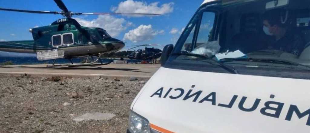 Un bombero fue atacado por una peligrosa avispa y quedó internado