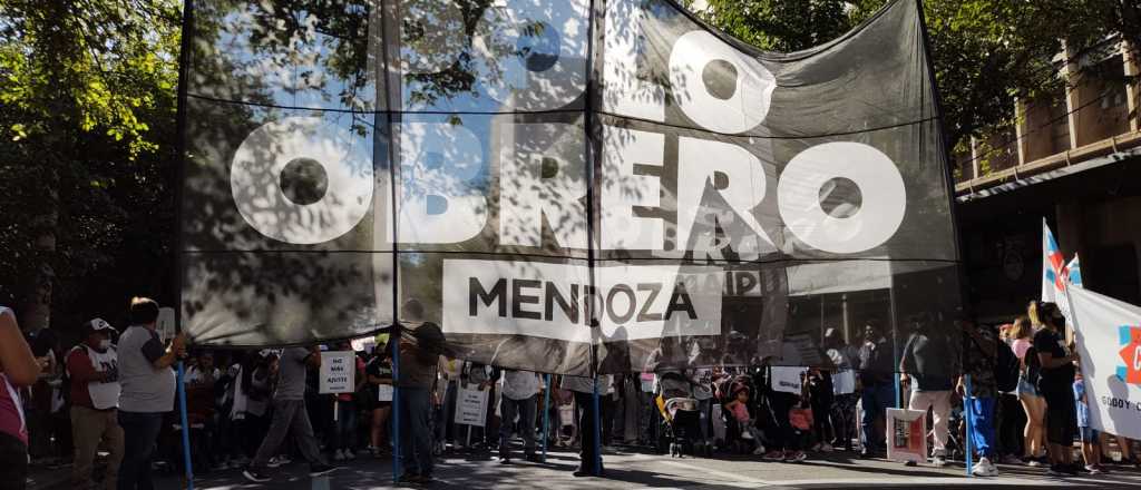 Nuevas movilizaciones piqueteras en el centro mendocino