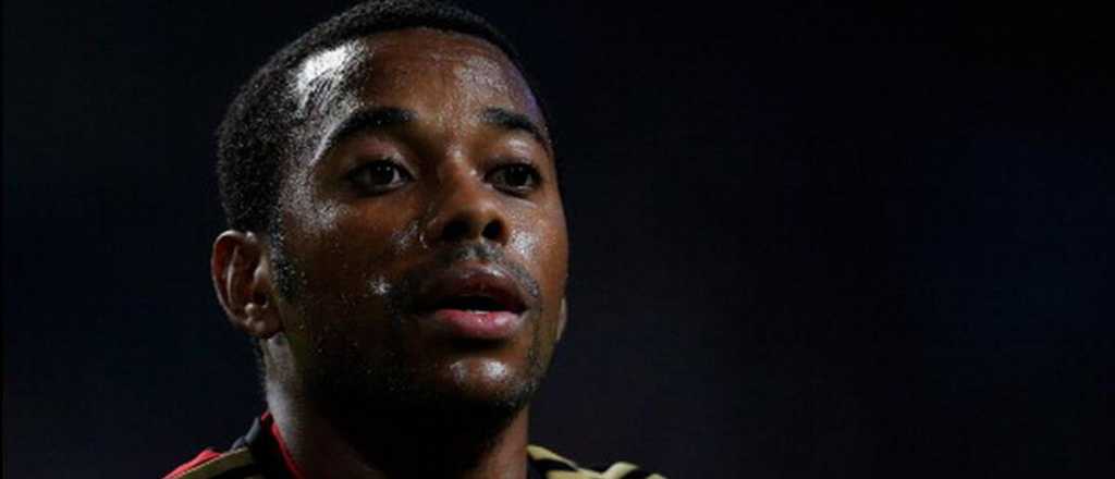 Italia pidió la captura internacional de Robinho, condenado por violación