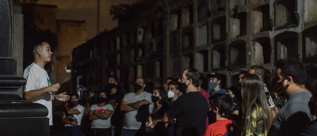 El fin de semana narrarán cuentos nocturnos en el Cementerio de la Ciudad