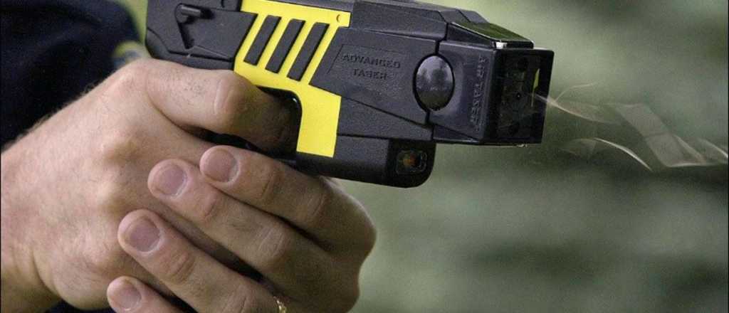 Amnistía Internacional recomendó que se suspenda la compra de las taser