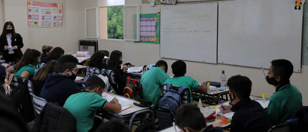 Aceleran cambios en la escuela secundaria porque los chicos no aprenden