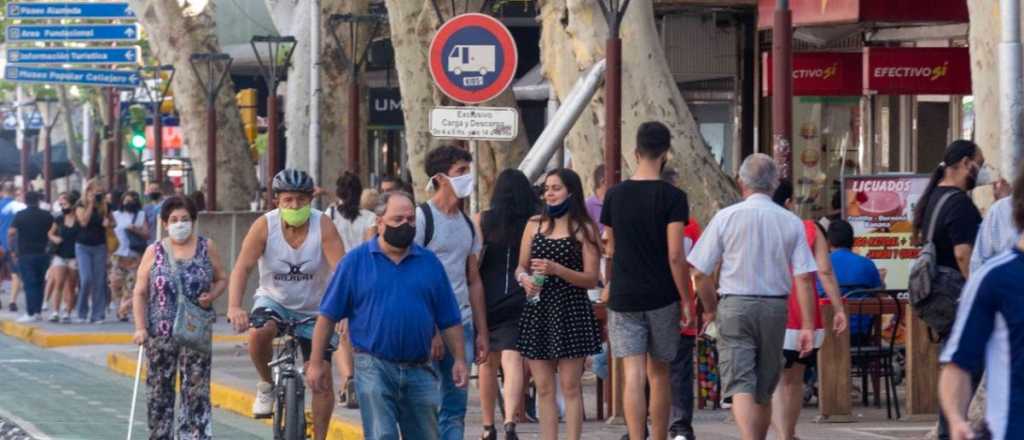 Febrero se fue con la tercera ola de contagios en Mendoza