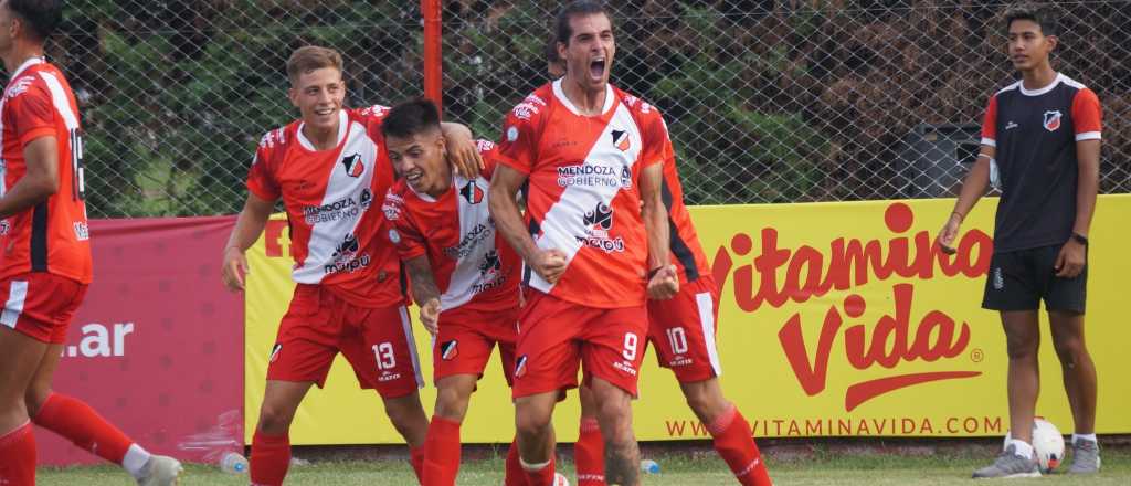 Maipú venció a Mitre, estiró el invicto y se prende