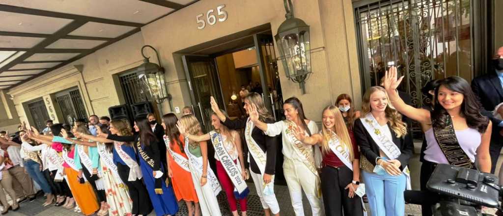 Enojada: la reina de Guaymallén no fue al primer día de convivencia