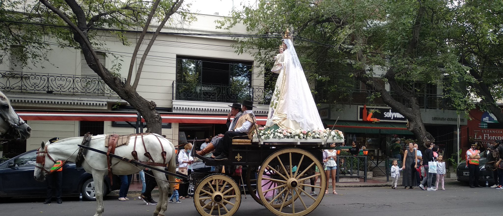 Mendoza celebra el Carrusel de la reinas