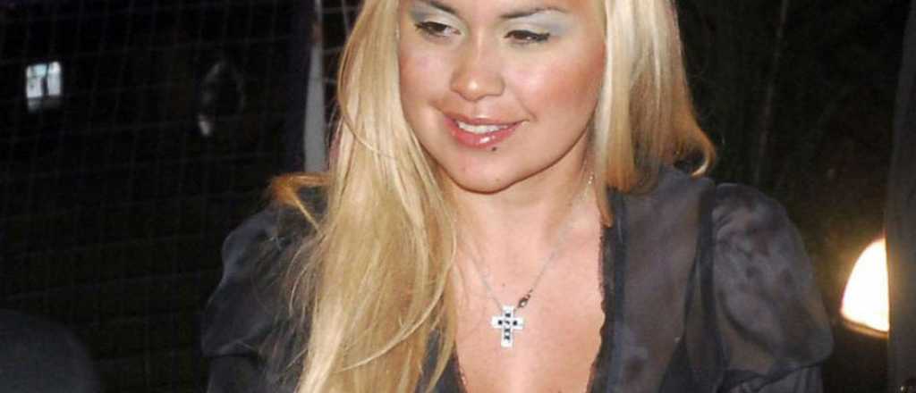 Ex novia de Maradona "chapeó" de funcionaria en un control