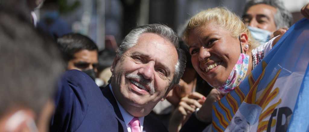 Video: Alberto visitó una clase de gimnasia acuática y no se lo perdonaron