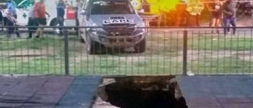 Video: dos mujeres y un bebé cayeron a un pozo en una plaza de la Rioja