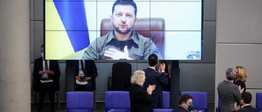 Zelensky le reclamó a Alemania elegir la economía y no defender a Ucrania