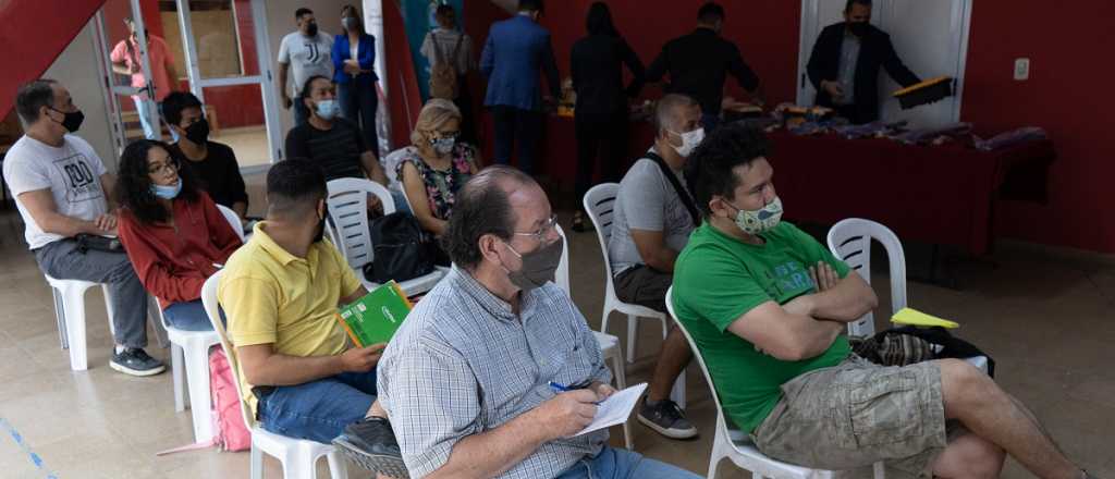 Las Heras capacita a refugiados y migrantes para una salida laboral