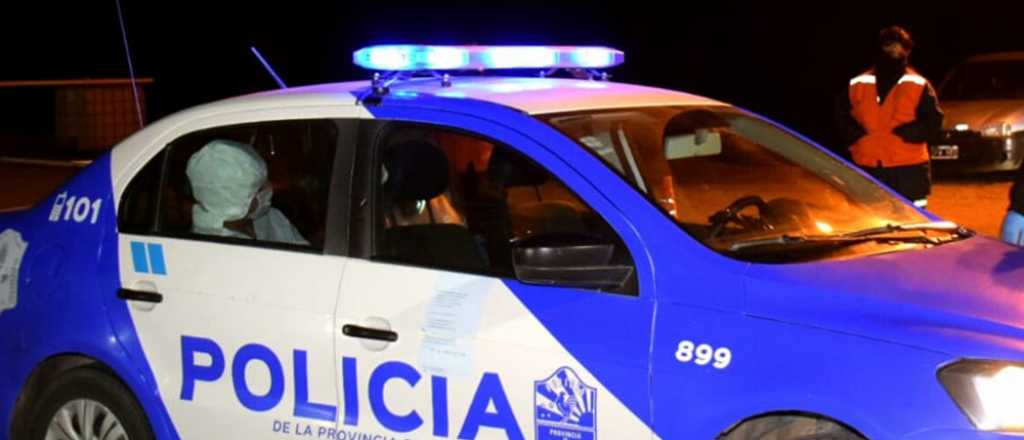 Una niñera fue acusada de tener relaciones sexuales delante de una nena