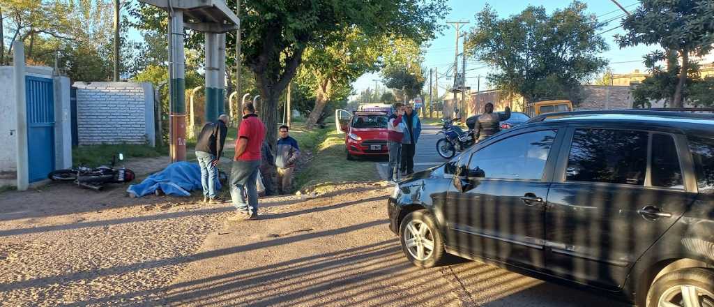 Un motociclista resultó herido tras chocar con un auto en Guaymallén