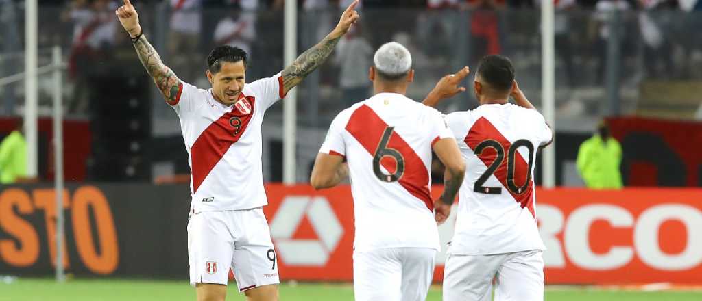 Perú al repechaje, Chile afuera