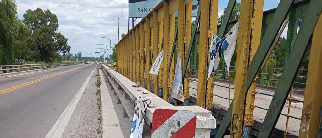 Taxista salvó a una mujer que intentó tirarse de un puente en Tunuyán