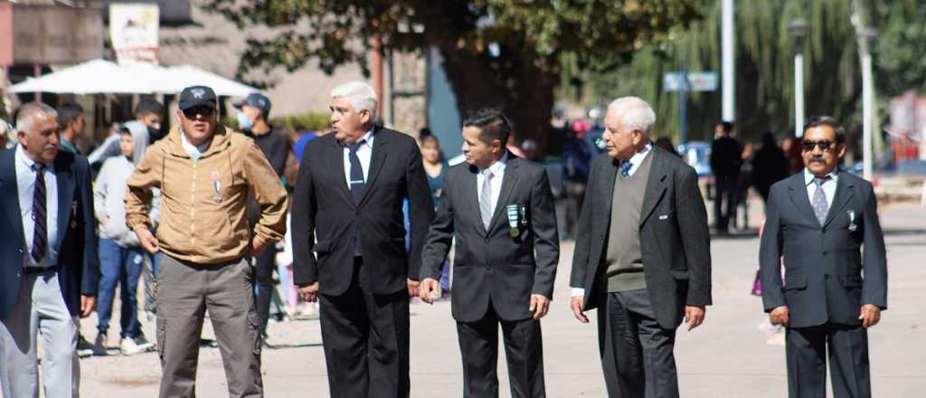 Fotos: así fue el homenaje de Las Heras a los veteranos de Malvinas