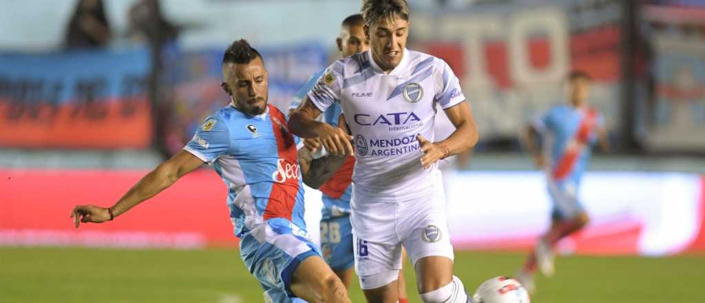 Godoy Cruz goleaba a Arsenal, pero falló en el fondo y terminó empatando