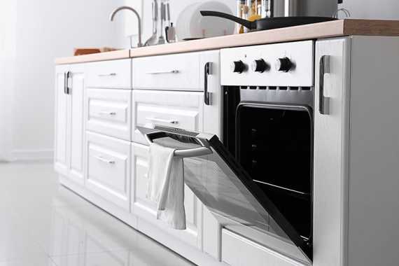El truco infalible para limpiar el horno sin esfuerzo ni productos químicos