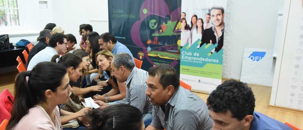 La Ciudad inaugura el Club de Adultos Emprendedores