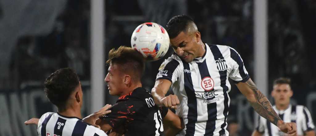 River sufrió un duro golpe y perdió ante Talleres