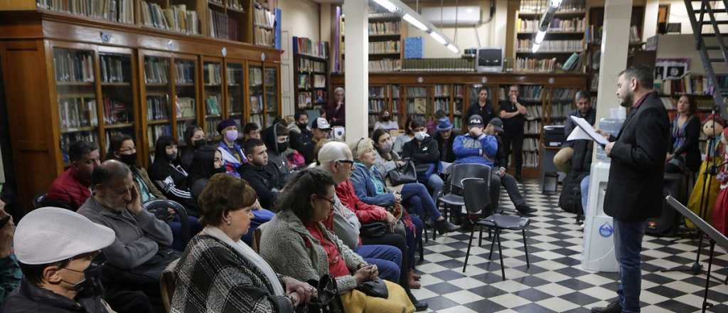 Guaymallén rindió homenaje a la vida y obra de Armando Tejada Gómez