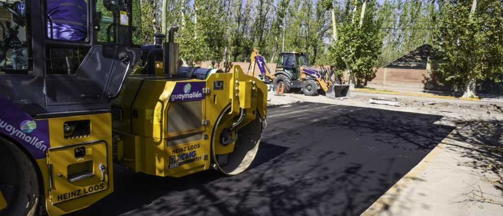 Guaymallén asfaltó la calle Murialdo de Villa Nueva